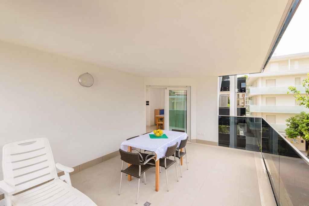 Apartment In Lignano Sabbiadoro 21782 외부 사진